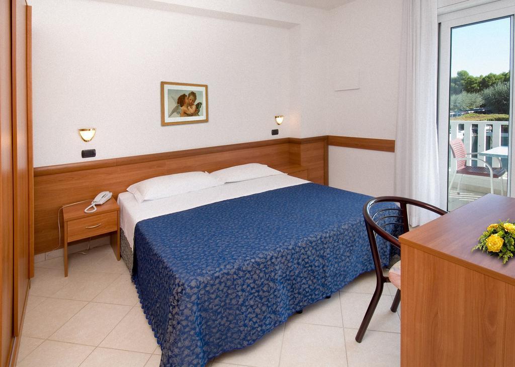 Hotel Clipper Giulianova Δωμάτιο φωτογραφία