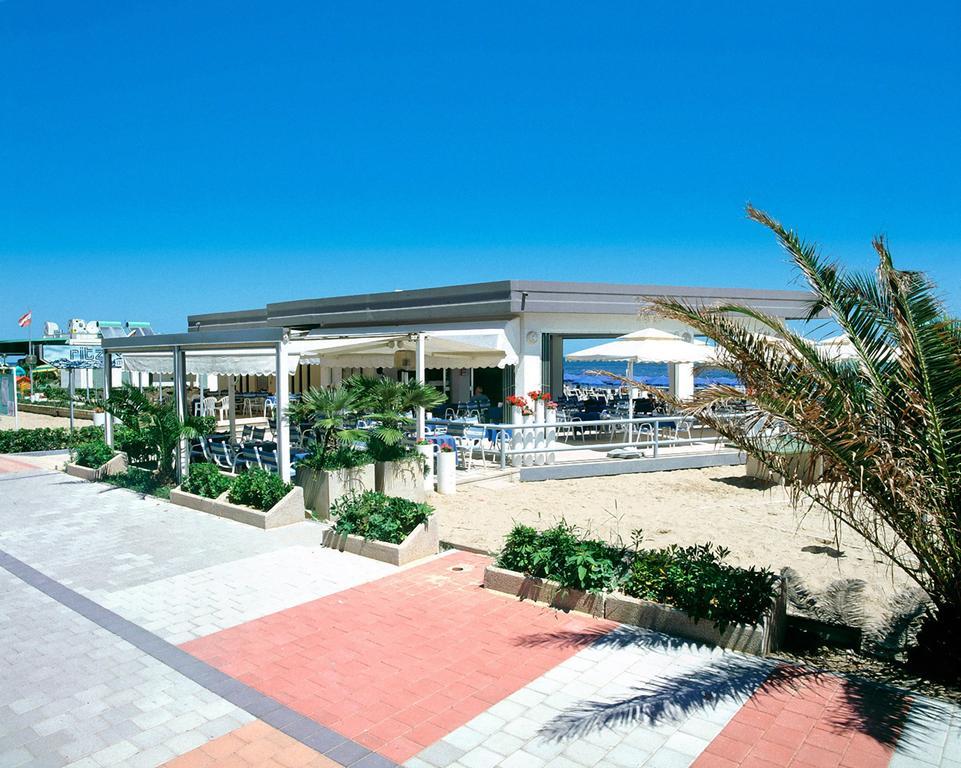 Hotel Clipper Giulianova Εξωτερικό φωτογραφία