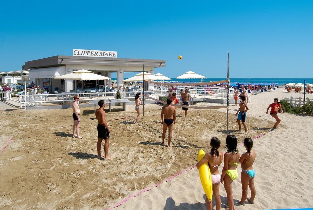 Hotel Clipper Giulianova Εξωτερικό φωτογραφία