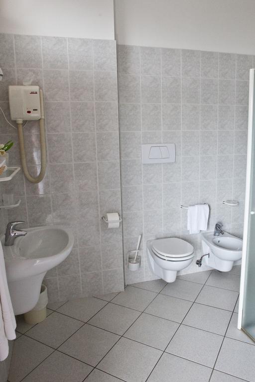 Hotel Clipper Giulianova Εξωτερικό φωτογραφία