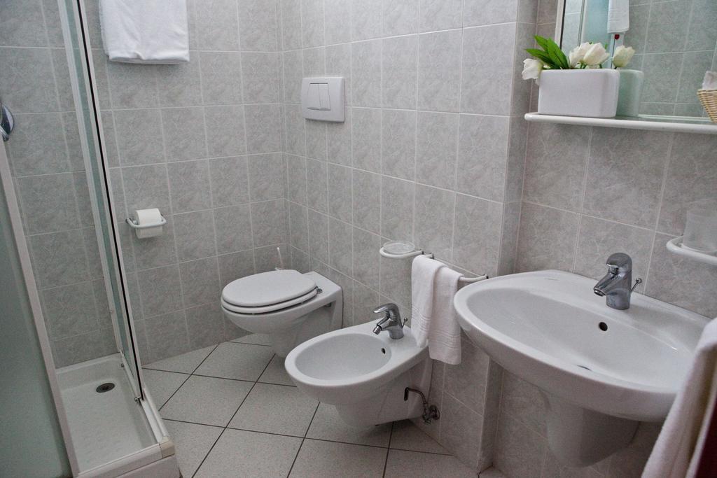 Hotel Clipper Giulianova Εξωτερικό φωτογραφία